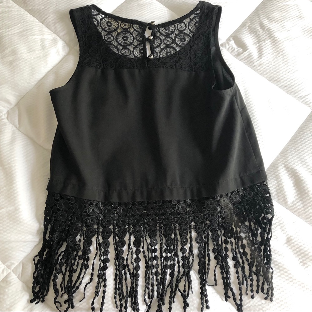 Black fringe cropped sleeveless top Size S